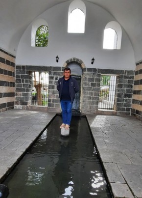 Ozgur, 47, Türkiye Cumhuriyeti, Bartın