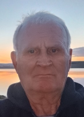 Анатолий из Саяногорска 75 лет