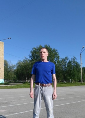 Дмитрий, 54, Россия, Усинск