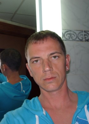 Василий, 40, Россия, Калуга