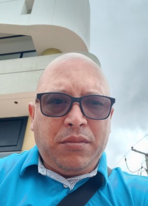 Jose Jonh Nuñez, 49, Colombia, Chia