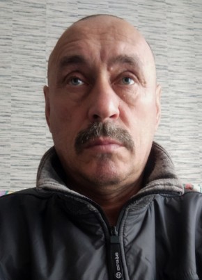 Виктор из Далматово 19 лет