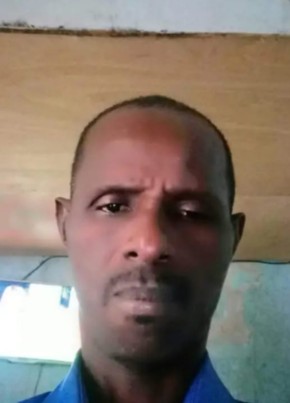 Sergent из Abidjan 54 года