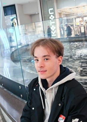 Александр из Солнцево 22 года