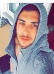 Gökhan, 19, Eleskirt