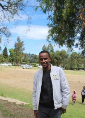 Peter, 23, Kenya, Nairobi