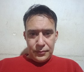 Ramiro Damián, 45, San Nicolas de los Arroyos