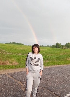 Ольга, 36, Россия, Остров