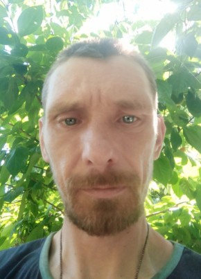 Николай из Хадыженска 44 года