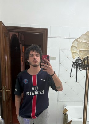 Kevin из Roma 19 лет