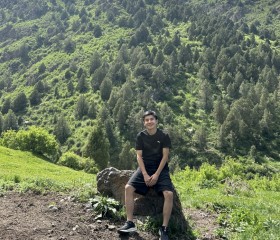 Leo20, 19, Osh