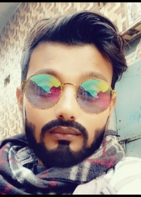 Parkash Kumar, 28, India, Delhi