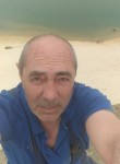 Aleksey, 52, Yelizovo