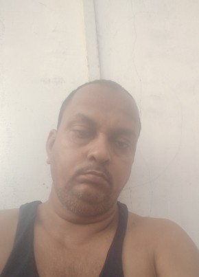 Shantaram Chaudh, 49, India, New Delhi