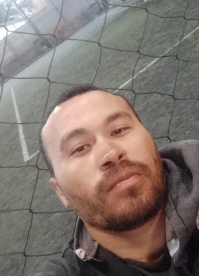 Lucas из Ponta Grossa 22 года
