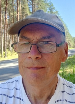 Игорь из Санкт-Петербурга 66 лет