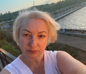 Лариса, 48 лет, Саратов