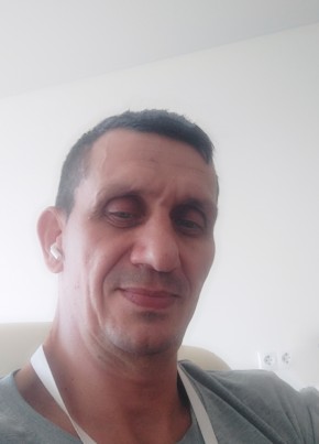 Тимур из Химки 52 года