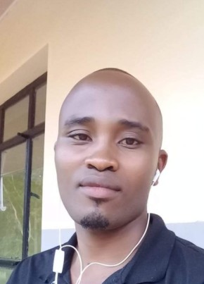 Martin, 33, Tanzania, Dar es Salaam