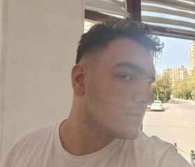 Rusik, 22, Baku