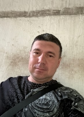 Роман из Стерлитамака 42 года