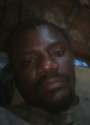 Ibrahim, 29, Kenya, Mombasa