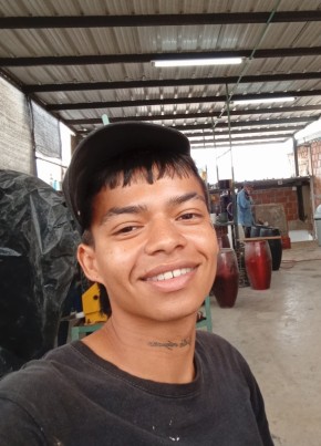 Andrés, 21, United States of America, Washington D.C.