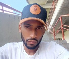 Emmanuel, 21, Los Teques