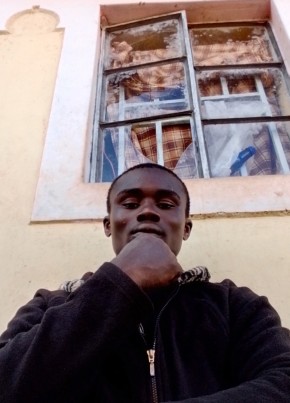 Davyi из Nairobi 20 лет