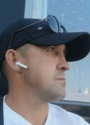Михаил из Новосибирска 51 год