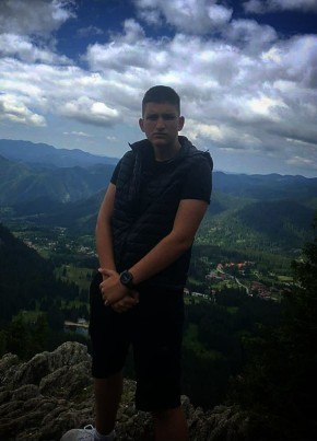 Ivaylo, 20, Република България, Варна