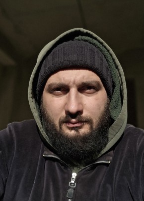 As из Владикавказа 32 года