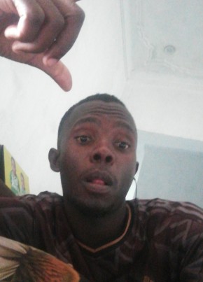 Roberto saliba, 25, Uganda, Kampala