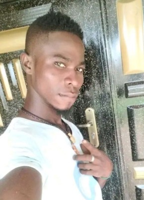 Abobi j из Enugu 33 года