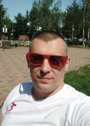 Роман из Нахабино 43 года