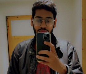 Vivek, 26, Pune