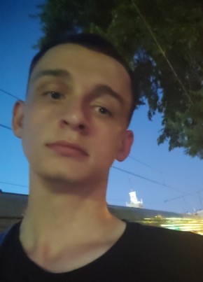 Данил из Аҟәы 22 года