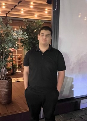 Oganes, 18, Russia, Moscow