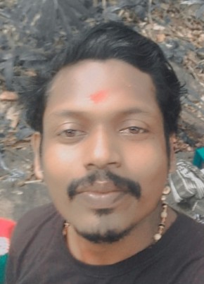 Jiji Burnadsha, 35, India, Munnar