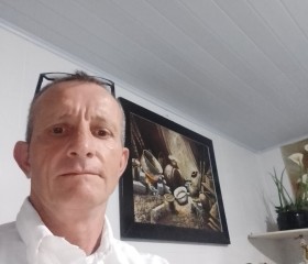 Nilo, 19, Blumenau