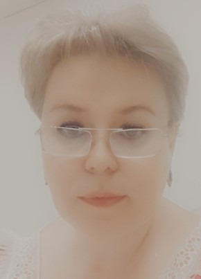 Ирина из Москвы 52 года