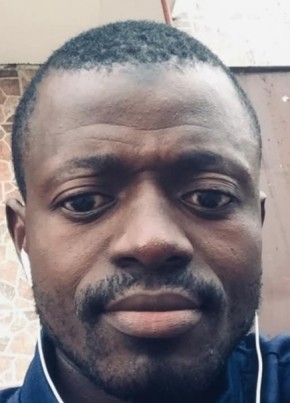 Ousmane из Pointe-Noire 34 года