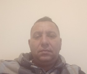 Marius Marcus, 43 года, București