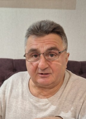 Давид из Москвы 65 лет