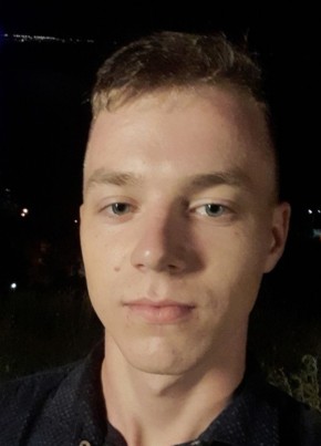Andrey из Керчи 23 года