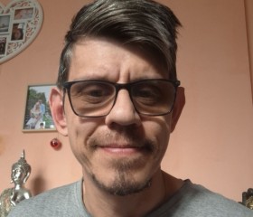 John, 42, Tournai