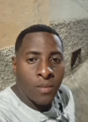 Carlosdaniel из Três Corações 26 лет