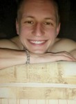 Maksim, 26, Moscow
