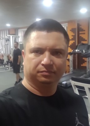 Александр из Таганрога 43 года