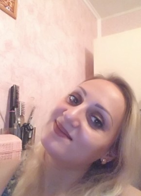 Вероника , 37, Україна, Харків
